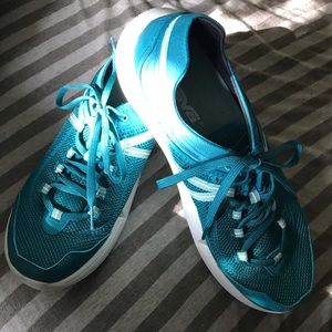 TEVA evo water athletic shoes sneakers women’s 9.5